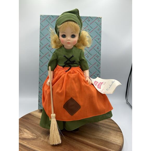 Vtg Madame Alexander Doll Poor Cinderella #1440 Blonde 12” w/ Original Box Tag - Picture 7 of 16